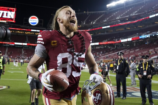 Niners jersey kittle top